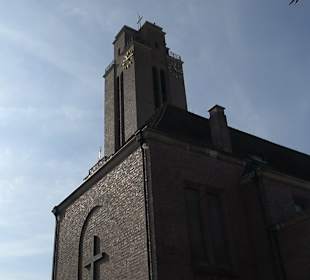 Kath. Pfarrkirche St. Petrus Canisius