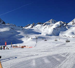 Der Eingang ins Skigebiet...