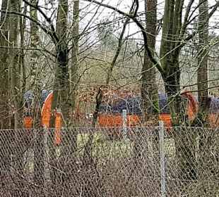 Die festen Übernachtungsfässer