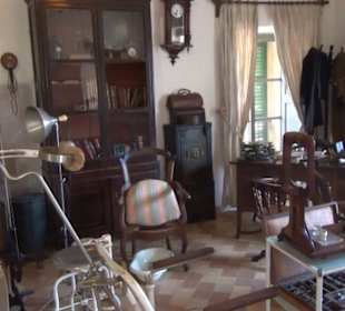 Erstes Geschoss - Arbeitszimmer des Arztes