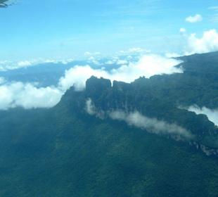 dampfende Berge
