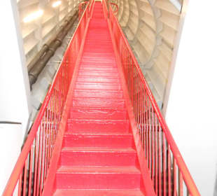 Steile Treppe