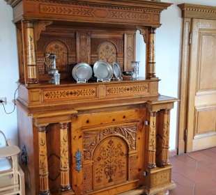 In der mittelalterlichen Küche der Burg Rabenstein