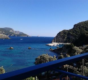 Ein Tag in Paleokastritsa