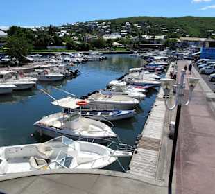 Impressionen aus dem Hafen von Saint Gilles