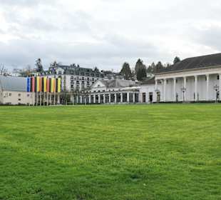 Spaziergang durch den Kurpark von Baden-Baden