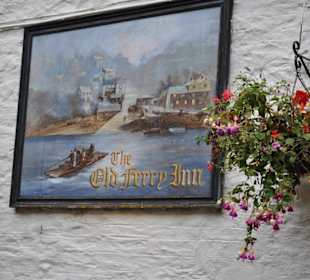 Old Ferry Inn