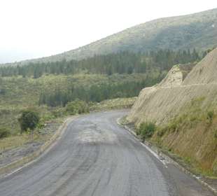 Schotterpiste zur Lagune