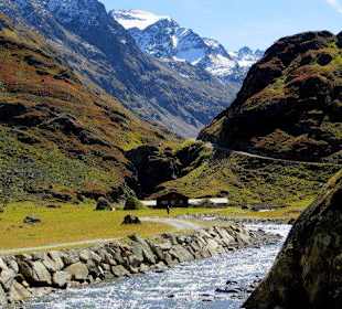 Kleines Tal vor dem Anstieg zur Hütte