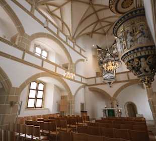 Blick auf die Emporen