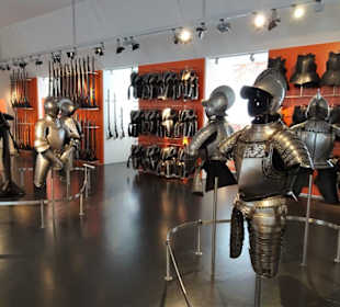 Rundgang durch die Rüstkammer des Landesmuseums