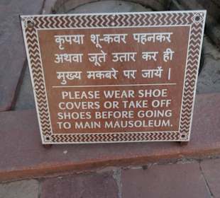 Schuhschützer anziehen Pflicht