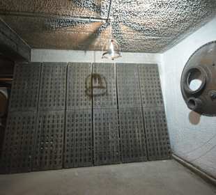 Embona Weinfabrik Emery Wines