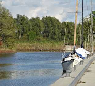 Eindrücke vom Rundgang durch den Hafen von Varel