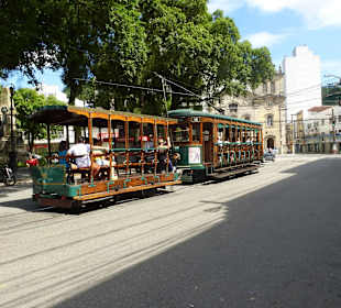 Mit der Bahn durch Santos