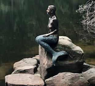 Mermaid of Mummelsee 