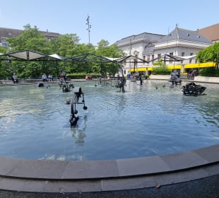 Tinguely-Brunnen