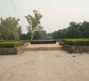 Rajghat - weitere etwas abgelegene Gedenkplatten