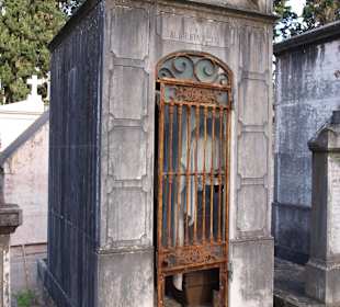 Aufgelassenes Grab Prazeres