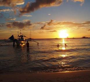Sunset am White Beach