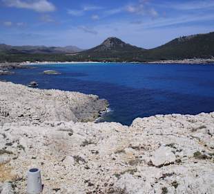 'Blick auf die Cala Guya