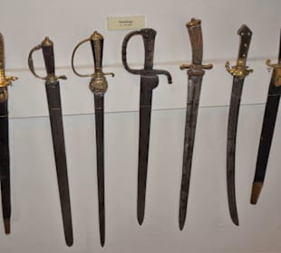 Hirschfängersammlung im Städtischen Museum