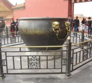 Wassergefäß zur Feuerbekämpfung