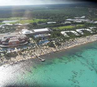 Blick von oben auf den Bavarostrand