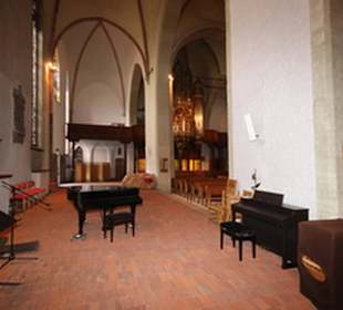 Blick in das Kirchenschiff