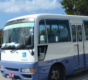 Unser Bus vom Hafen zum Boot