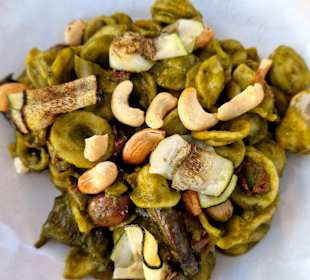 Nudeln mit Cashews