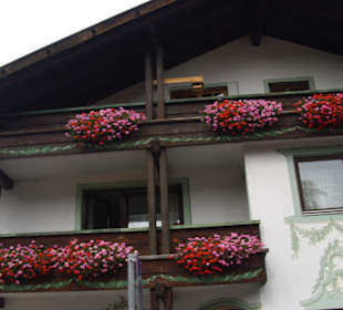 Mit der Bimmelbahn vorbei an diesem Haus