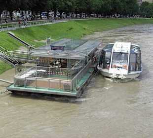 Schifffahrt nach Hellbrunn