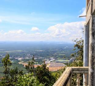 Ausblick vom Tiger Cave Tempel