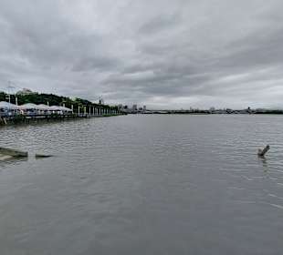 Yanping Riverside Park