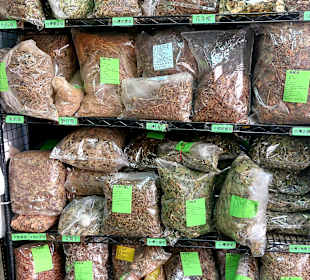 Longshan-Tempel - Herb Lane