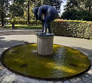 Luisenpark mit Fernmeldeturm