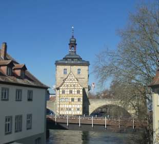 Das Alte Rathaus von Bamberg über der Regnitz
