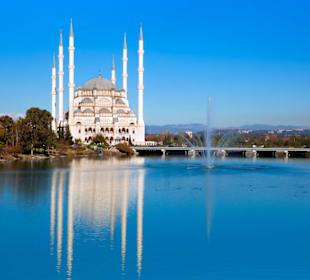 Sabancı-Merkez-Moschee