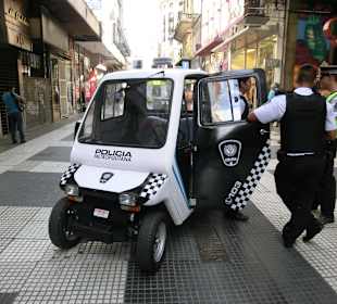 Sicherheit OK, Polizei an jeder Ecke