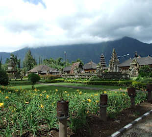 Bratan See Tempel