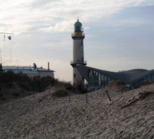 Warnemünder Hafen Leuchtturm