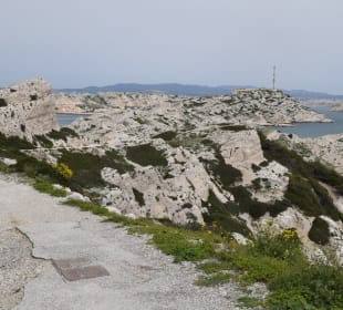 Wanderung Frioul-Inseln