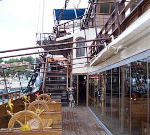 Athos Piraten Tour - "Holidays and more"