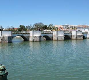Brücke in Tavira (Venedig Portugals)