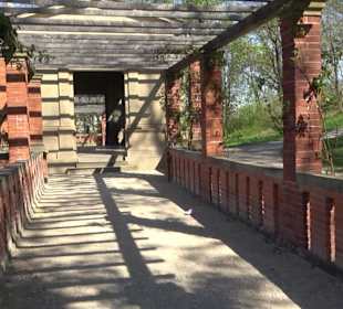 Belvedere im Rosengarten Villa Berg