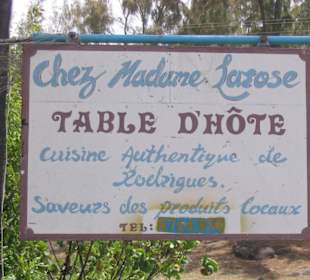 La table d'hôte de madame Larose