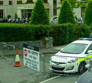 Blick aus dem fahrenden Reisebus auf das Bikefest