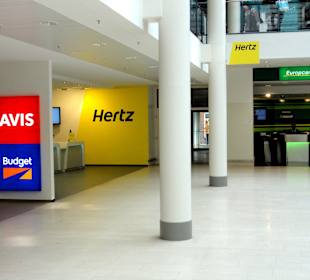 Autovermietungen im östlichen Teil des Terminals