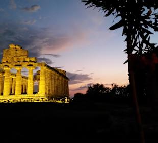 Tempel Paestum am Abend
